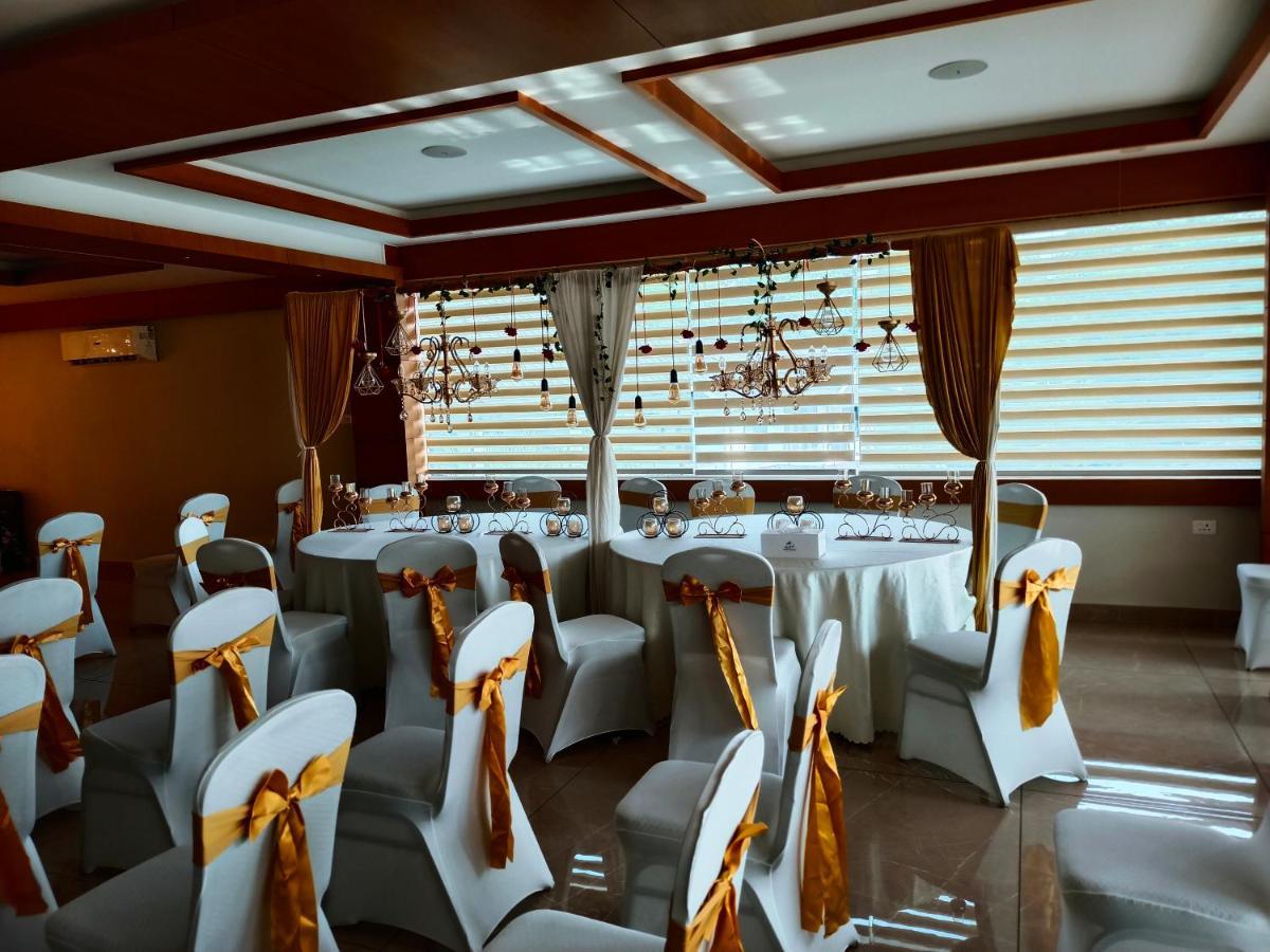 River Terrace Resort&Spa Коччи Экстерьер фото